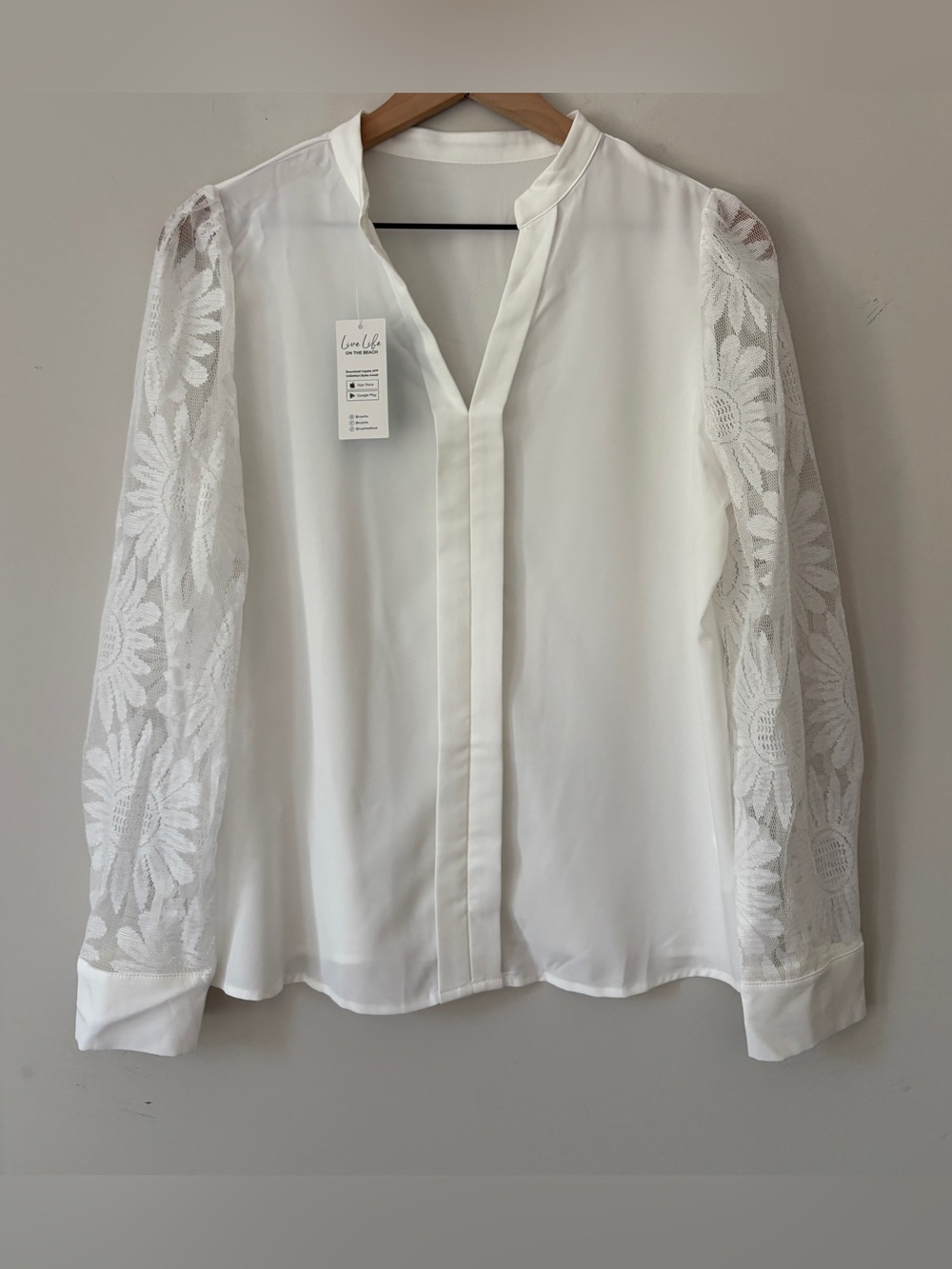 Cupshe White Lace-Sleeve Blouse